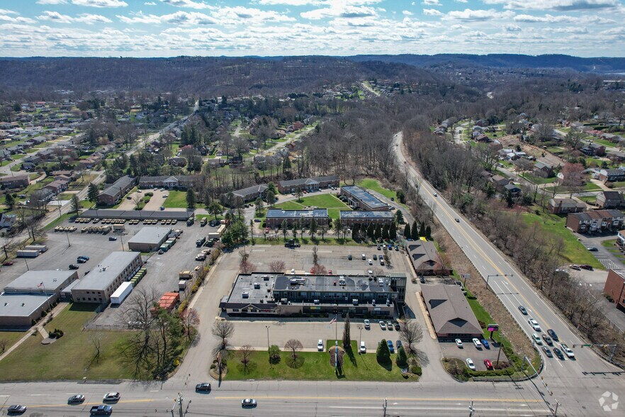 More Photos Of 2400 Leechburg Rd, New Kensington Office For Lease