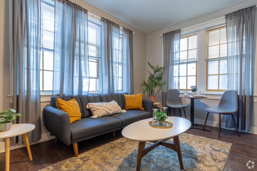 More Photos Of 4401-4417 2nd Ave, Detroit Apartments For Lease