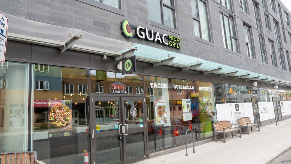 More Photos Of 333 University Ave, Kingston Apartments For Lease