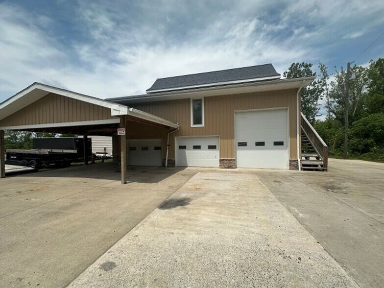 More Photos Of 429 Fairchance Rd., Morgantown Warehouse For Lease