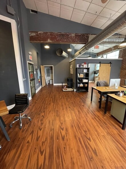 More Photos Of 241 E 4th St, Frederick Loft Creative Space For Lease