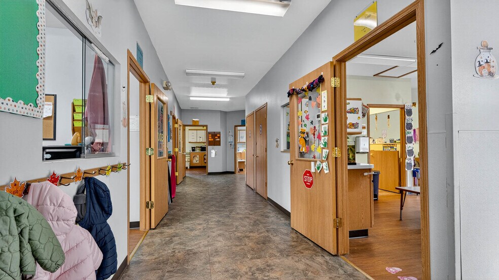 More Photos Of 1612 Truax Blvd, Eau Claire Daycare Center For Sale