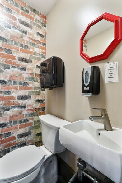 More Photos Of 100 W German St, Shepherdstown Storefront Retail Residential For Sale