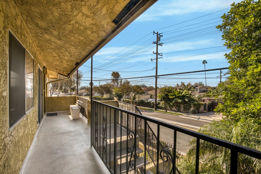 More Photos Of 142 W Live Oak St, San Gabriel Apartments For Sale