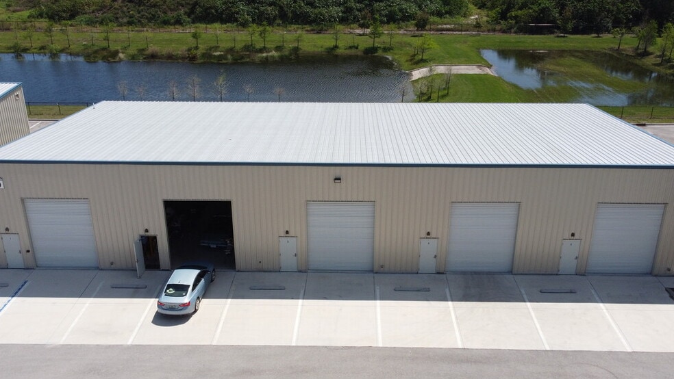 More Photos Of 5265 45th St, Vero Beach Unknown For Lease