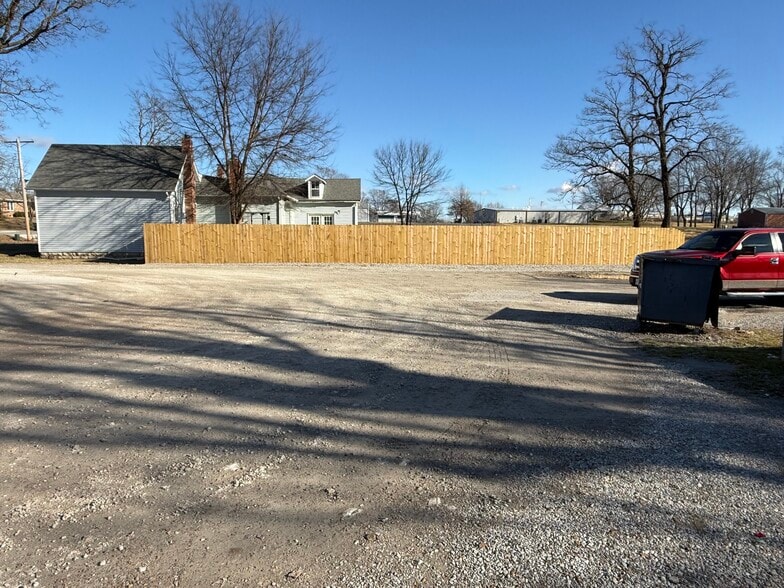 More Photos Of 116 E Row St, Jamestown Supermarket For Sale