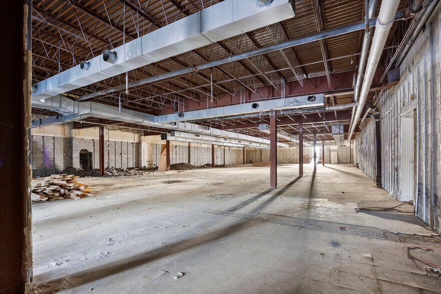 More Photos Of 104-112 Erie Blvd, Schenectady Land For Sale