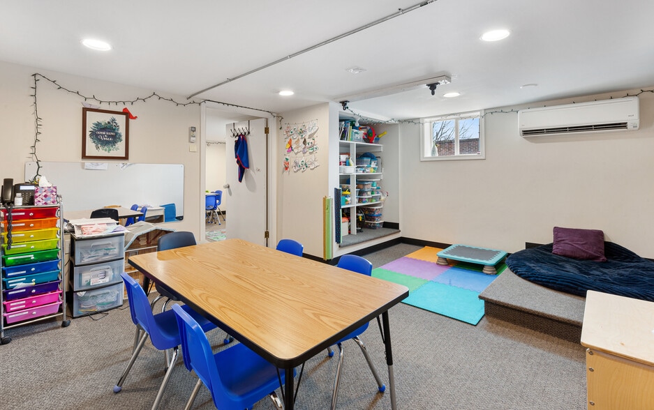 More Photos Of 1003 Wyoming Ave, Forty Fort Medical For Sale