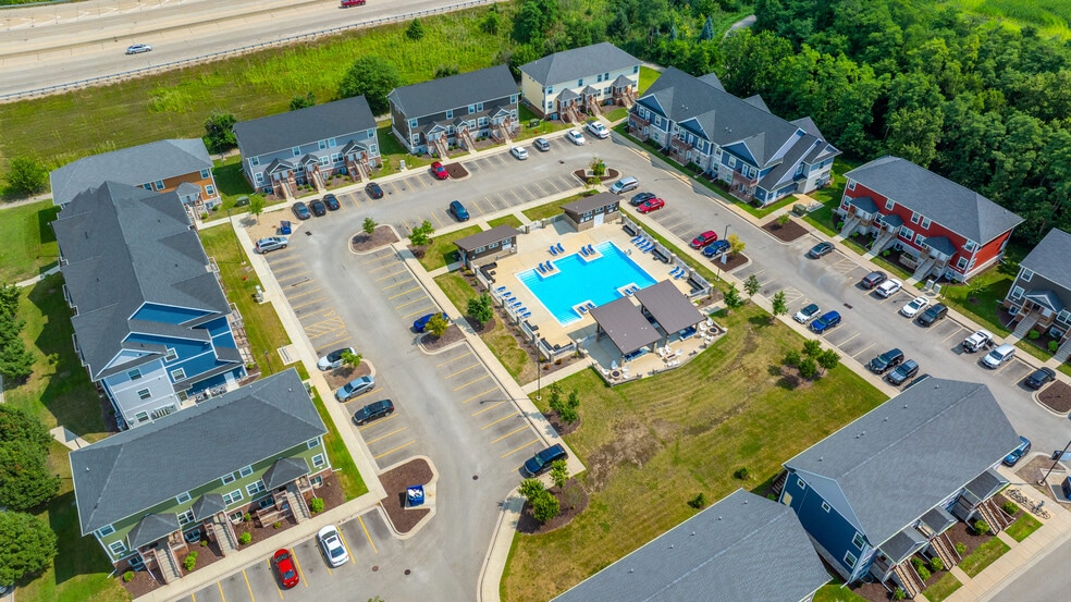 More Photos Of 120 McKnight st, Normal Multifamily For Sale