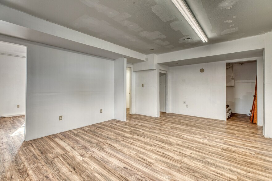 More Photos Of 235 W Idaho Ave, Ontario Office Residential For Sale