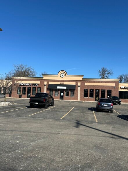 More Photos Of 1000 W Wisconsin Ave, Appleton Unknown For Lease