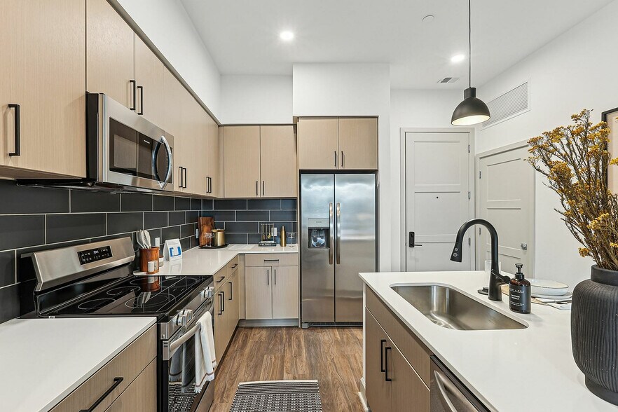 More Photos Of 6601 Melville St, Hyattsville Apartments For Lease