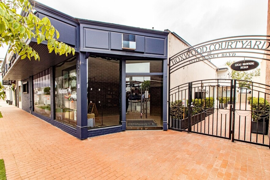 More Photos Of 15219-15221 W Sunset Blvd, Pacific Palisades Storefront Retail Office For Lease