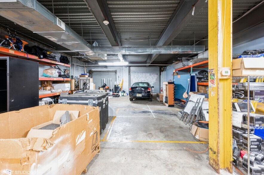 More Photos Of 521 E 3rd St, Mount Vernon Manufacturing For Lease