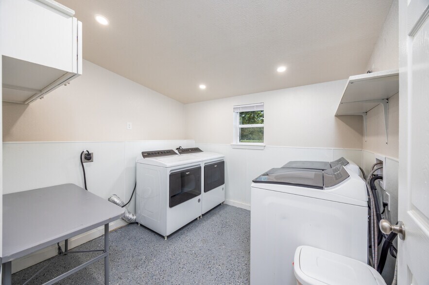 More Photos Of 12625 Sandpiper Rd, Thackerville Specialty For Sale