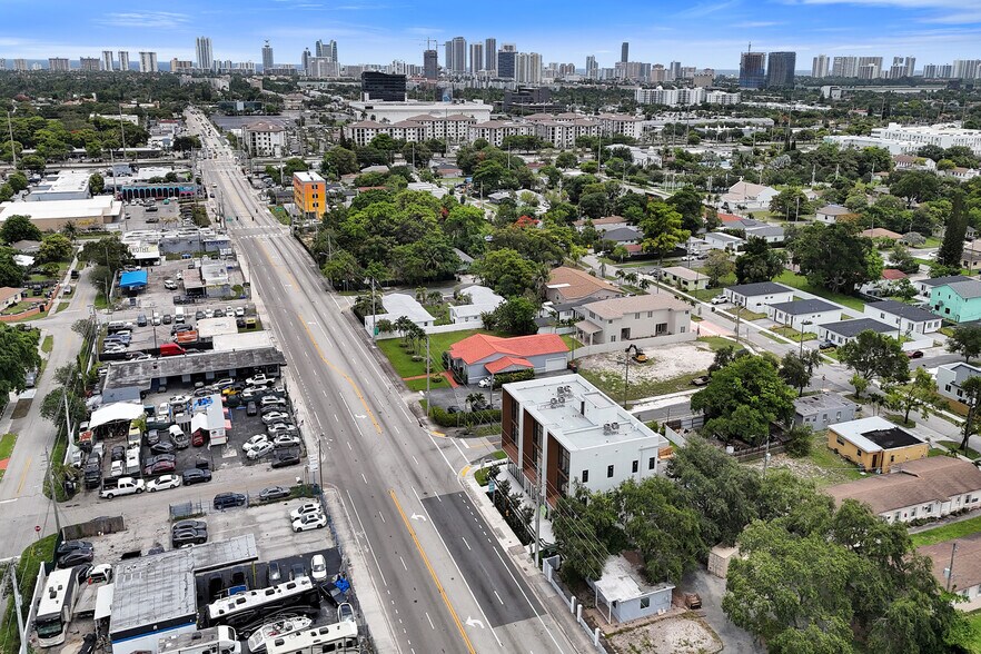 More Photos Of 401 Pembroke, Hallandale Beach Apartments For Lease