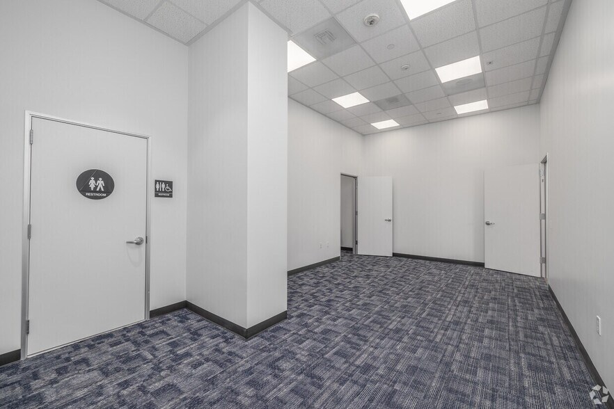 More Photos Of 331 Santa Monica Blvd, Santa Monica Apartments For Lease