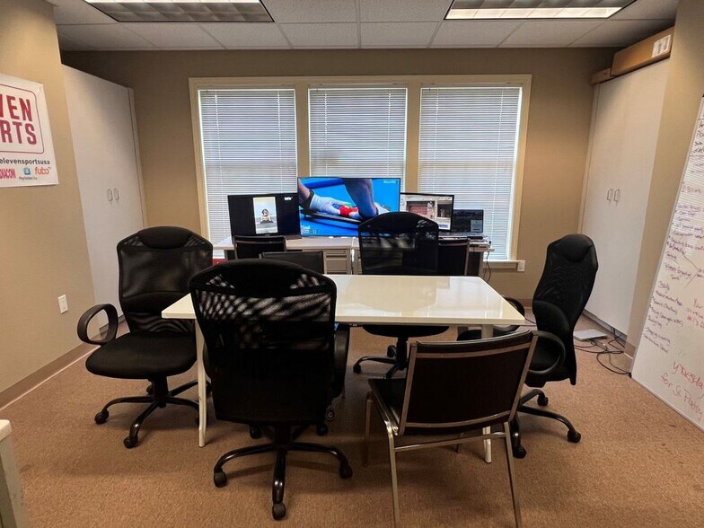 More Photos Of 288 Highland Ave, Cheshire Medical For Lease