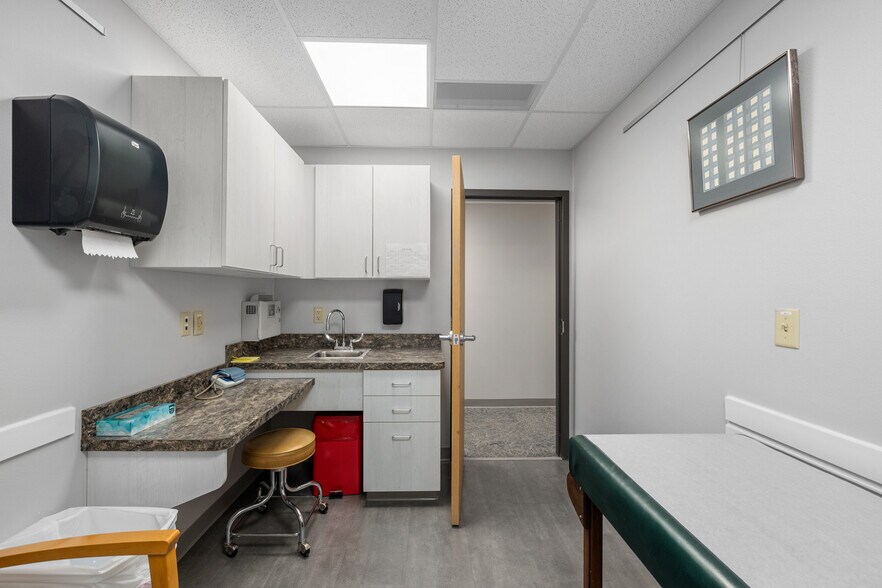 More Photos Of 5320 Education Dr, Cheyenne Office For Sale