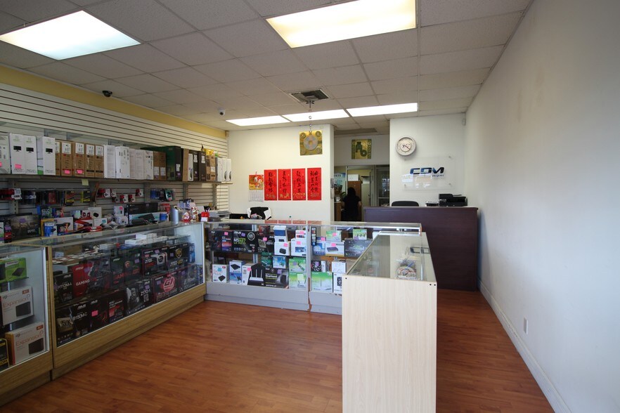 More Photos Of 3100 NW 72nd Ave, Miami Warehouse For Lease