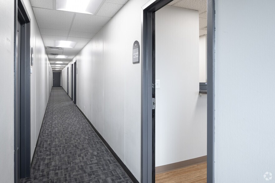 More Photos Of 750 W Hampden Ave, Englewood Unknown For Lease