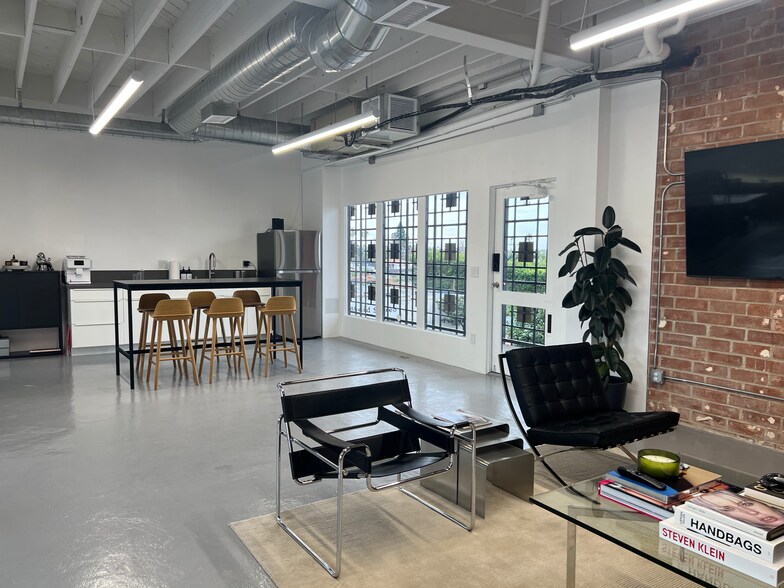 More Photos Of 7451-7465 Beverly Blvd, Los Angeles Loft Creative Space For Lease