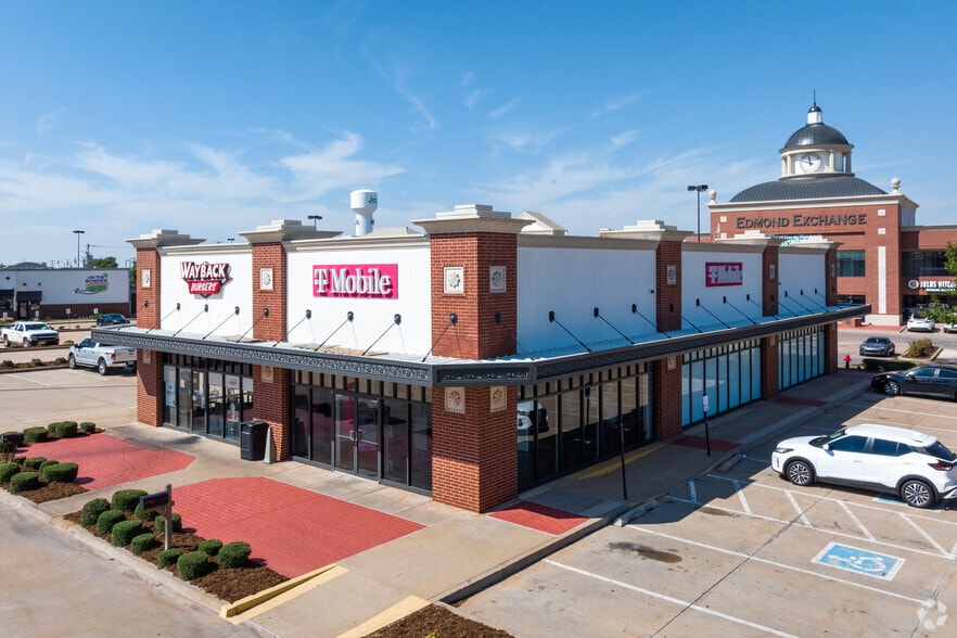 More Photos Of 3209 S Broadway, Edmond Unknown For Lease