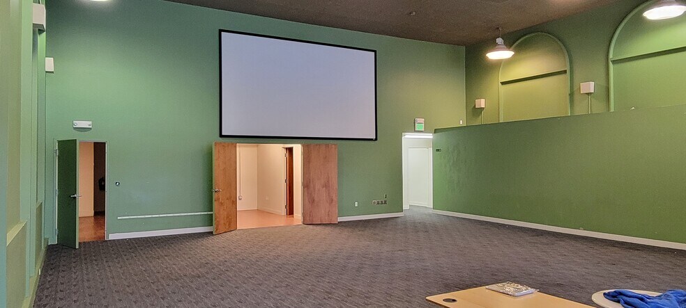 More Photos Of 1541 Polk St, San Francisco Storefront For Lease