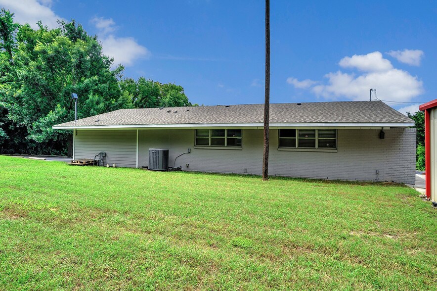 More Photos Of 2527 Fm 691, Denison Medical For Sale