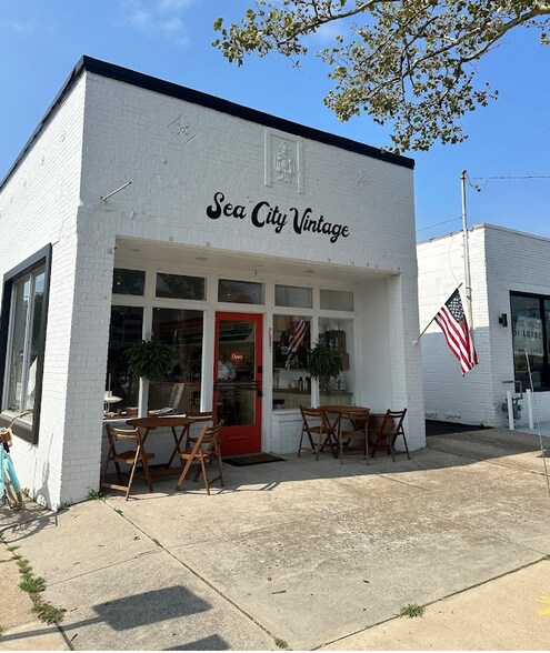More Photos Of 2001 Park St, Atlantic Beach Storefront Retail Residential For Sale