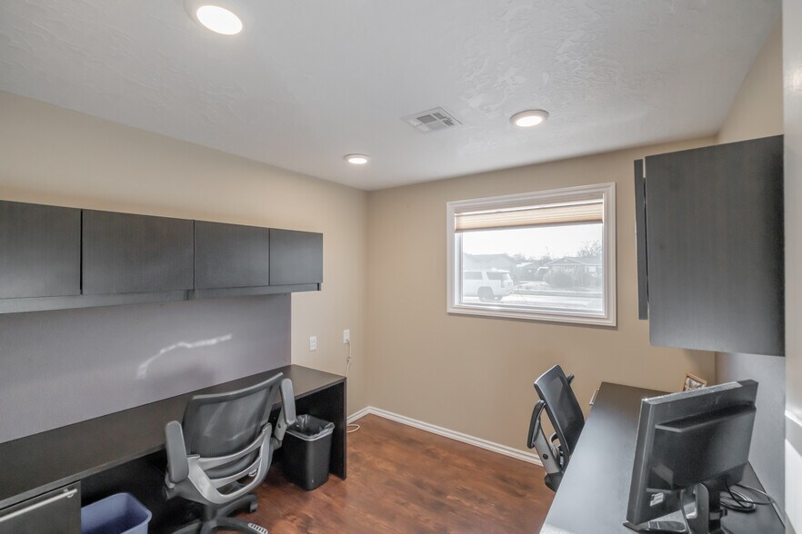 More Photos Of 1209-1215 Shortridge St SE, Albany Office Residential For Sale