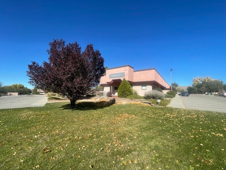 More Photos Of 2700 Farmington Ave, Farmington Office For Sale