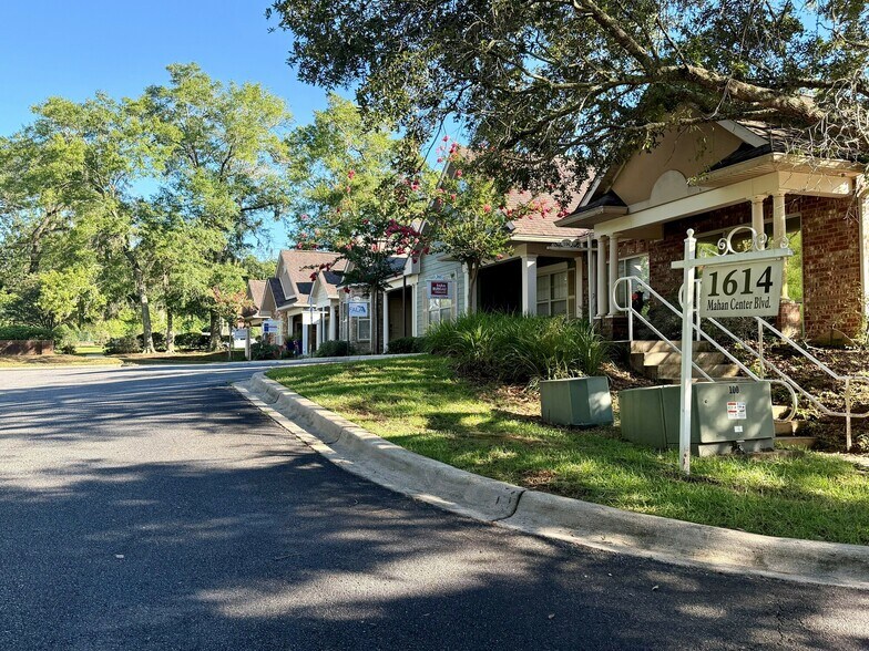 More Photos Of 1614 Mahan Center Blvd, Tallahassee Office For Sale