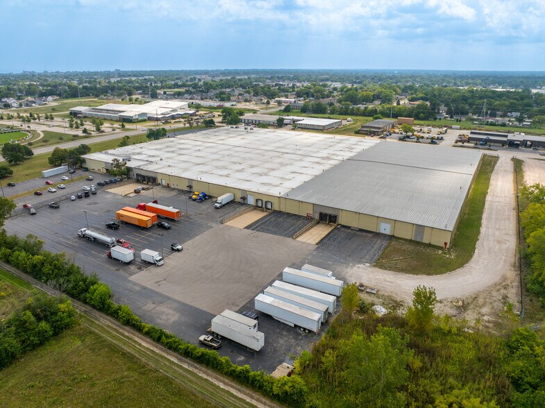 More Photos Of 4200 39th Ave, Kenosha Warehouse For Sale