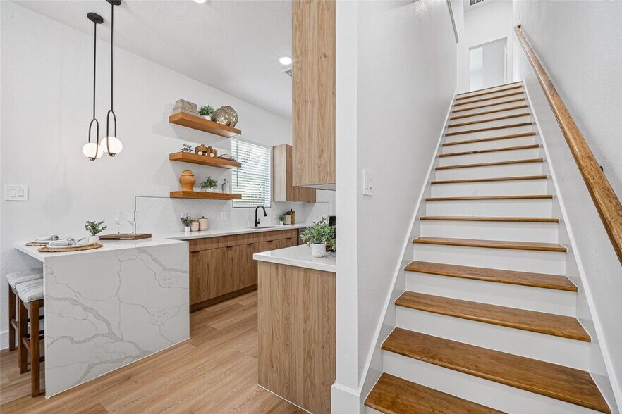 More Photos Of 7840 Nashville Unit A/B Street, Houston Apartments For Sale