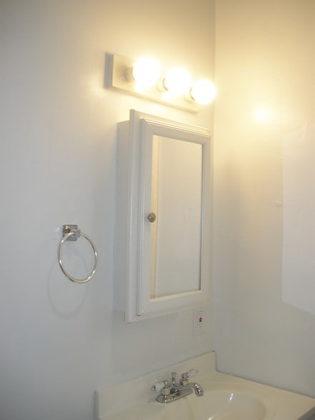 More Photos Of 13701 Madison Ave, Lakewood Apartments For Sale