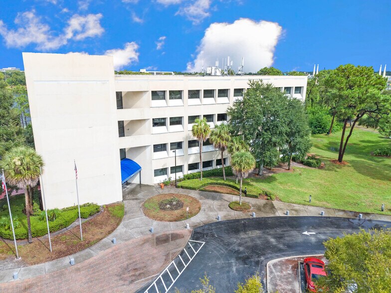 More Photos Of 2201 Lucien Way, Maitland Office For Lease