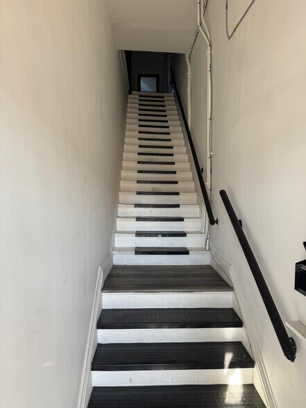 More Photos Of 4539 Montgomery Rd, Cincinnati Storefront Retail Residential For Sale