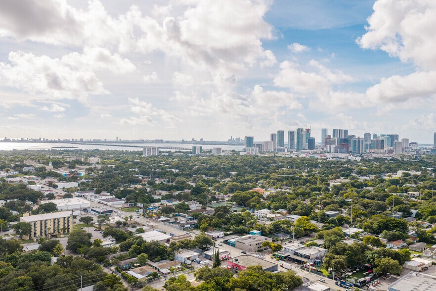 More Photos Of 279 NW 54th St, Miami Flex For Sale