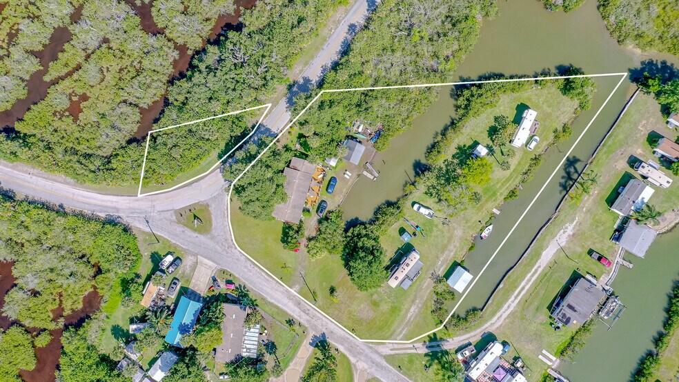 More Photos Of 416 E. Halifax Ave., Oak Hill Land For Sale