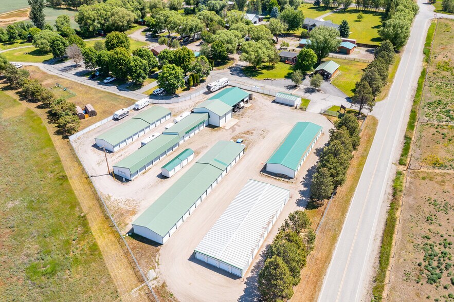 More Photos Of 8 W Curlew Lake Rd, Republic Self Storage For Sale