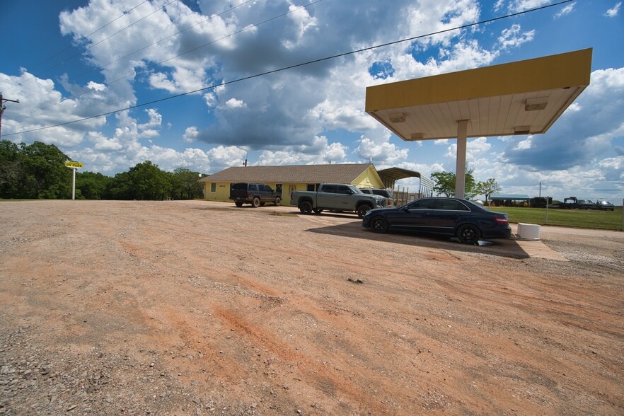 More Photos Of 347203 US Route 66 Hwy, Chandler Trailer Camper Park For Sale