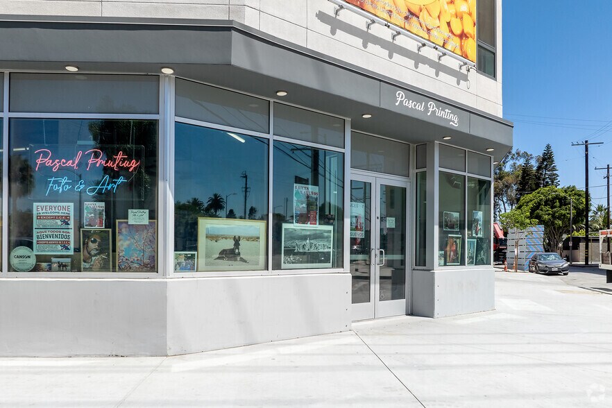 More Photos Of 5201 W Adams Blvd, Los Angeles Apartments For Lease