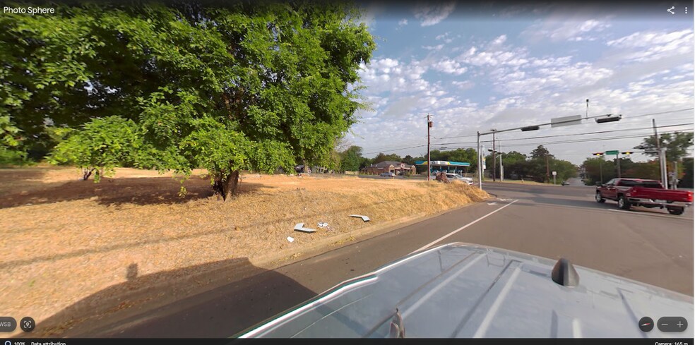 More Photos Of 1621 E Front St, Tyler Land For Sale