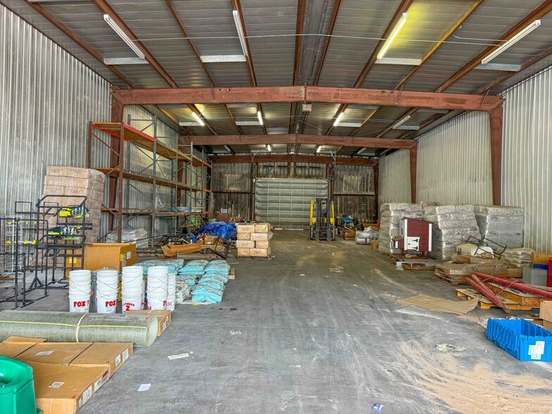 More Photos Of 5700 SE 70th, Oklahoma City Showroom For Sale