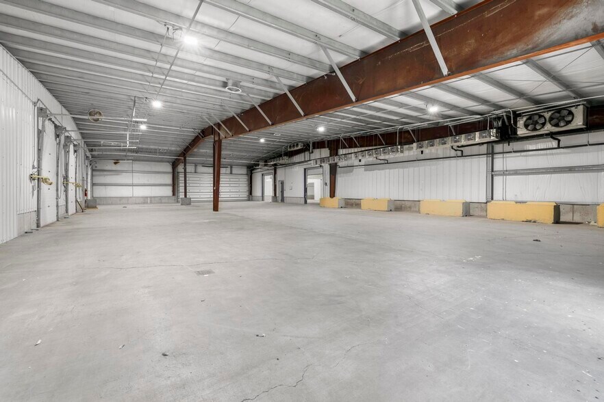 More Photos Of 4074 N 2000 E, Filer Warehouse For Sale