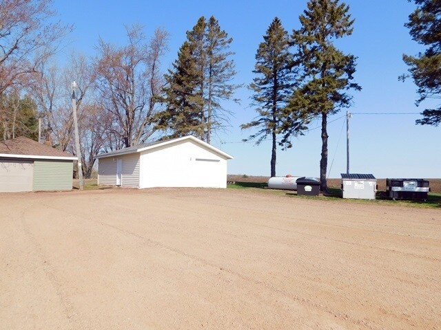 More Photos Of N10005 Highway 73, Greenwood Bar For Sale