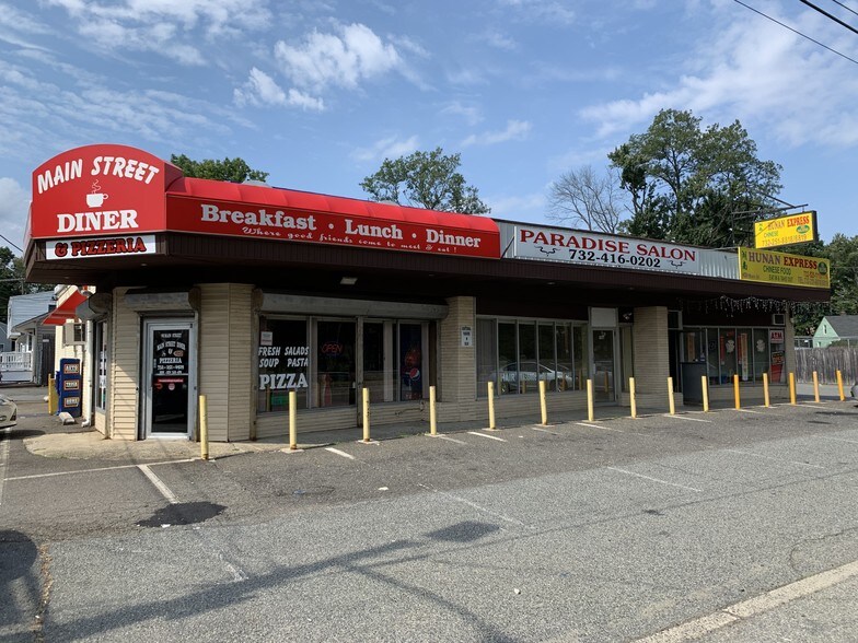 Primary Photo Of 98 Main St, East Brunswick General Retail For Lease