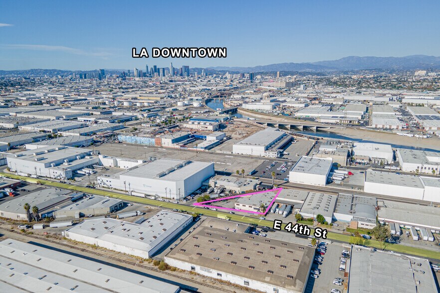 More Photos Of 2947 E 44th St, Vernon Warehouse For Sale