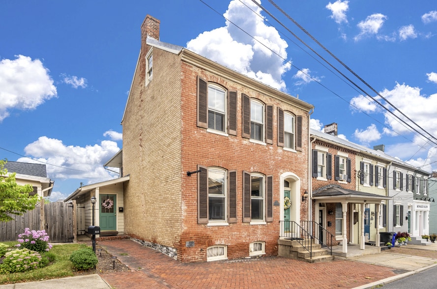 Primary Photo Of 509 S Market St, Frederick Freestanding For Sale